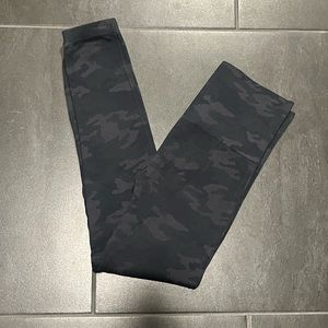 Spanx EcoCare Seamless Leggings - Size Medium